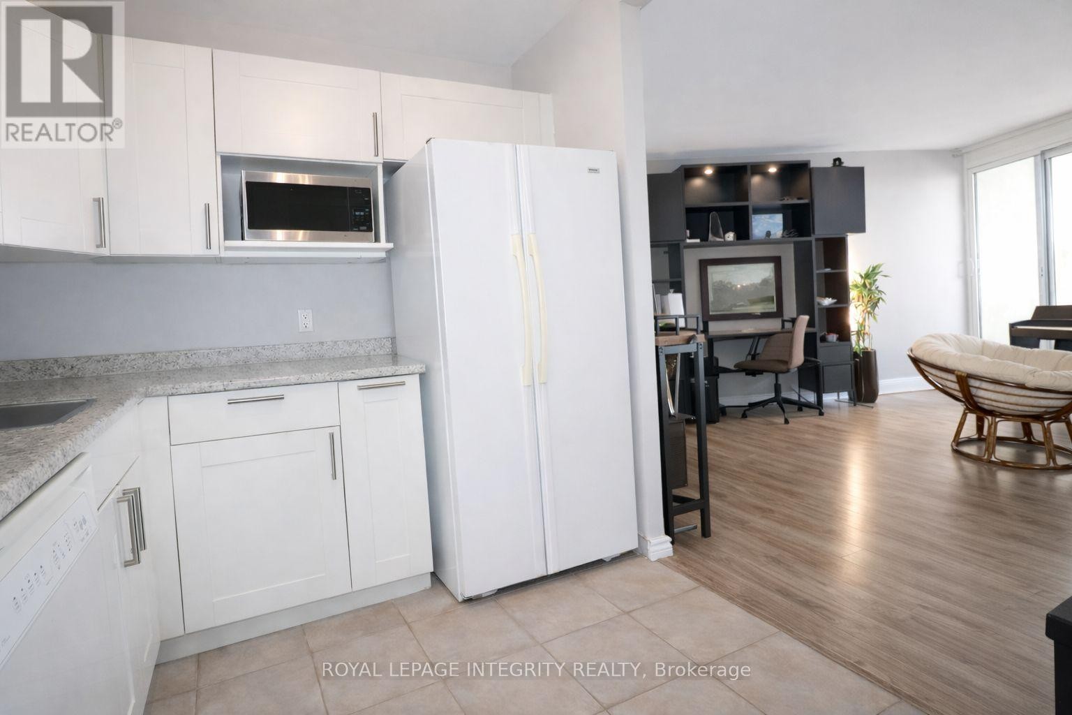 












2505 - 900 DYNES ROAD

,
Ottawa,




Ontario
K2C3L6

