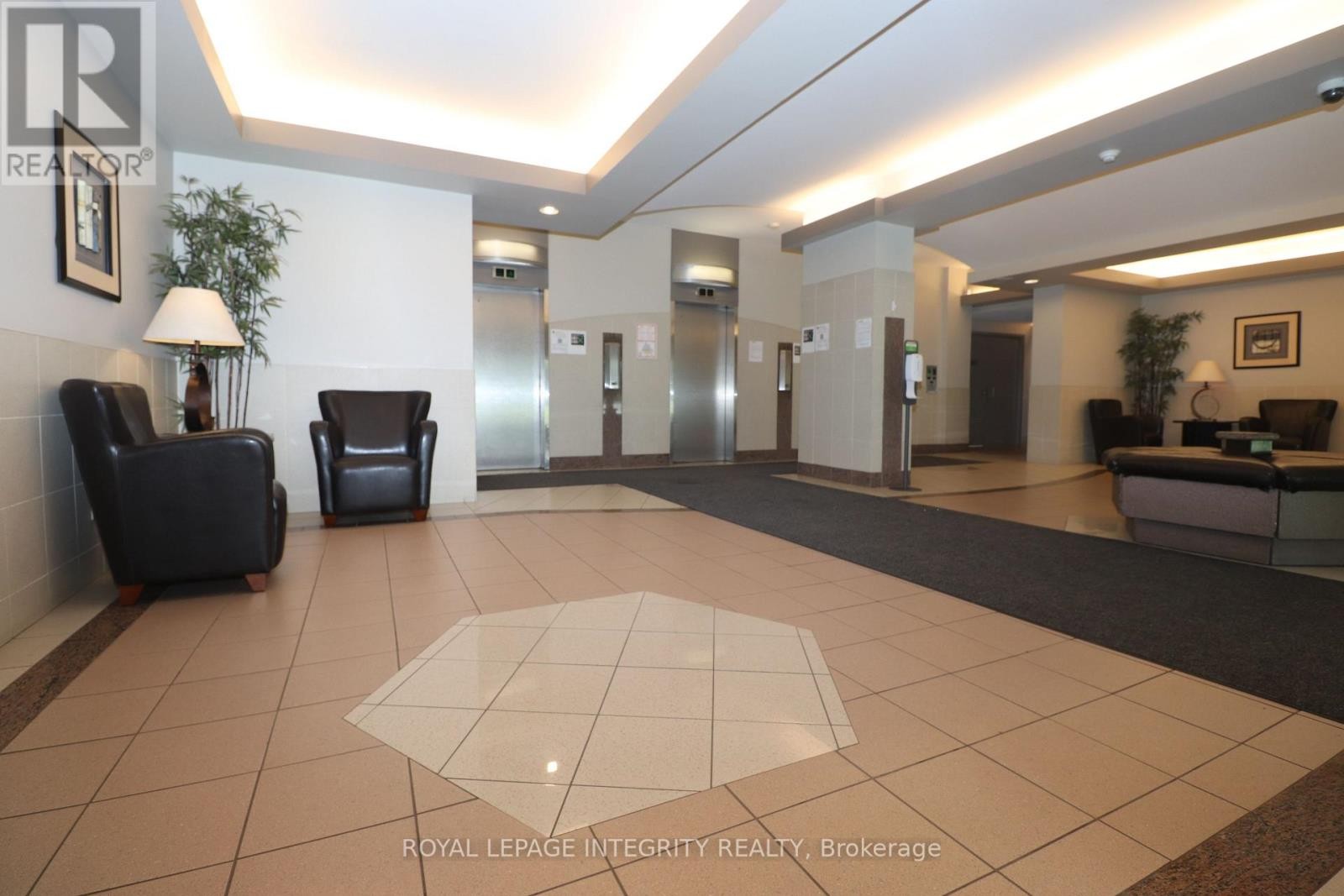 












2505 - 900 DYNES ROAD

,
Ottawa,




Ontario
K2C3L6

