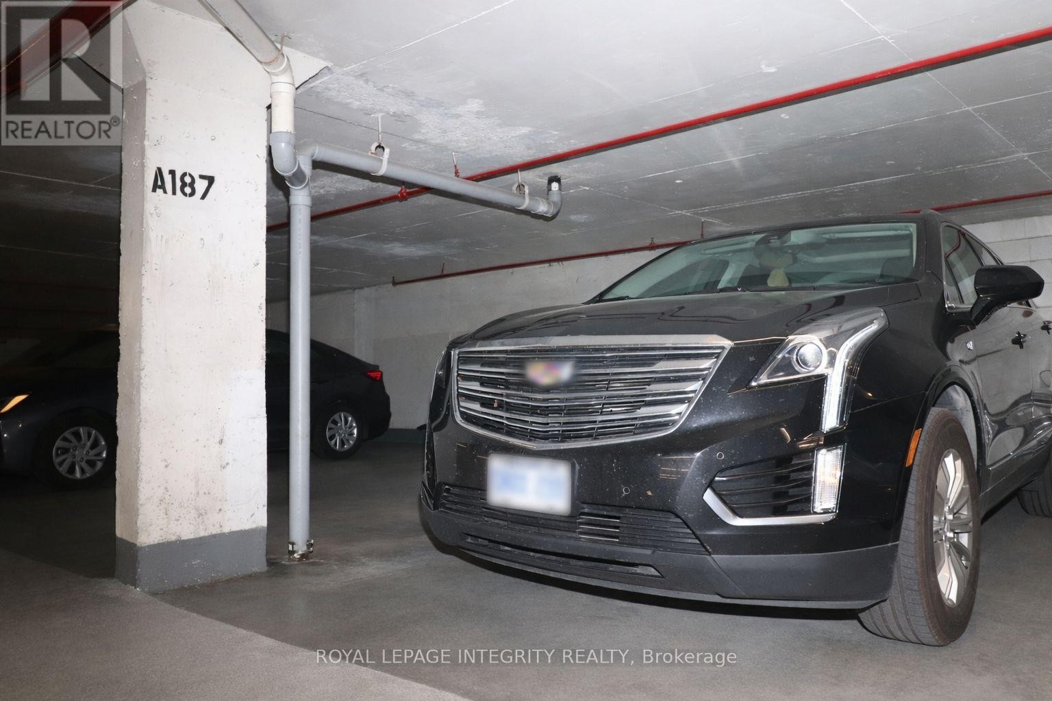 












2505 - 900 DYNES ROAD

,
Ottawa,




Ontario
K2C3L6

