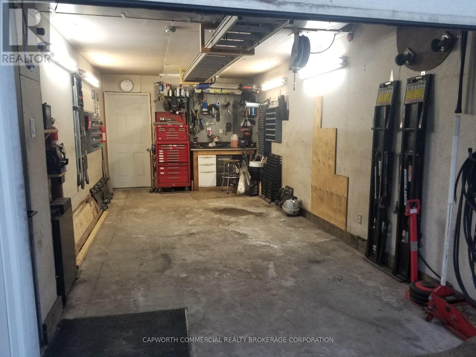 












39 - 81 AURIGA DRIVE

,
Ottawa,




Ontario
K2E7Y5

