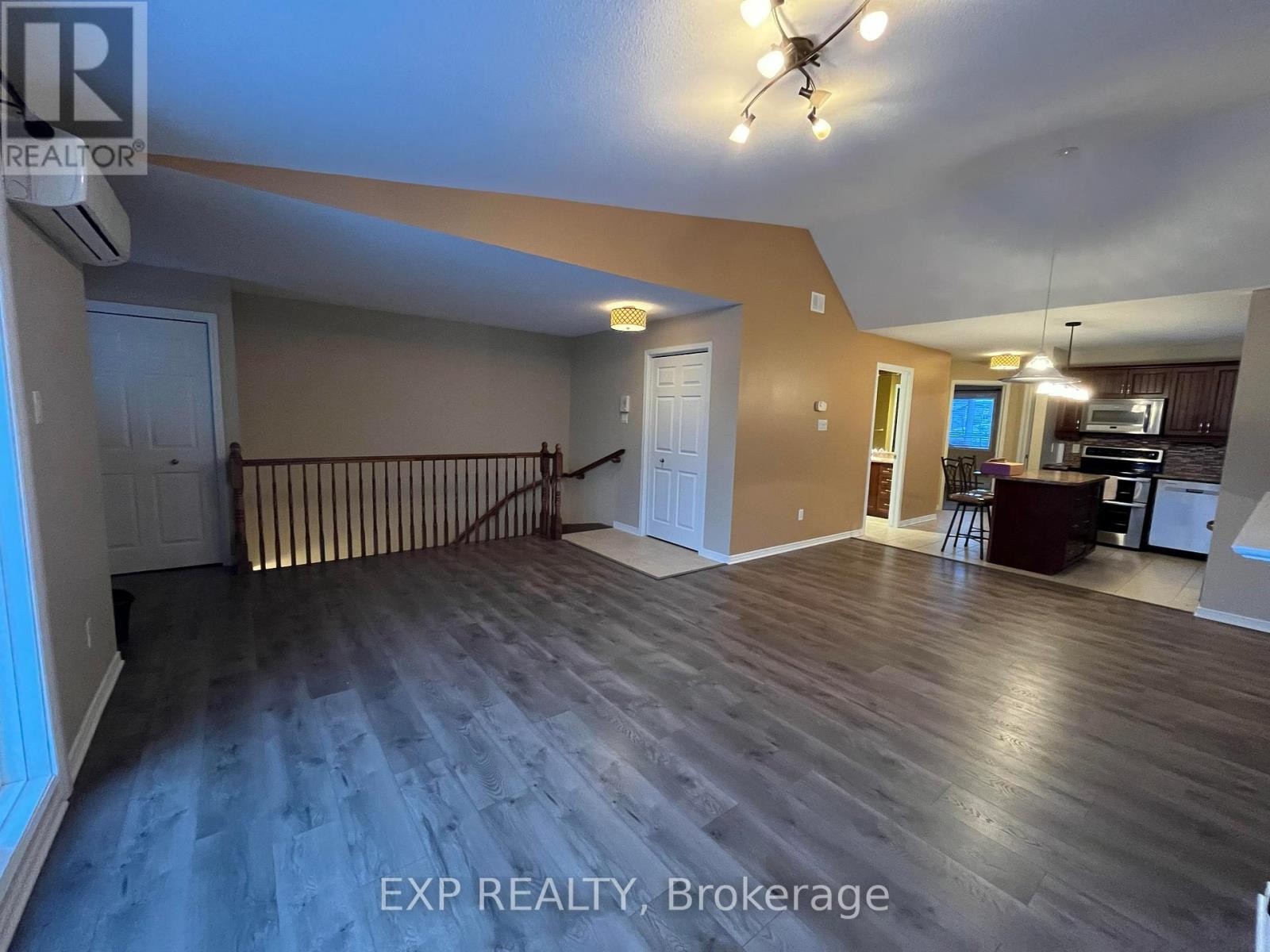 












509 - 205 ELIOT STREET

,
Clarence-Rockland,




Ontario
K4K0G4

