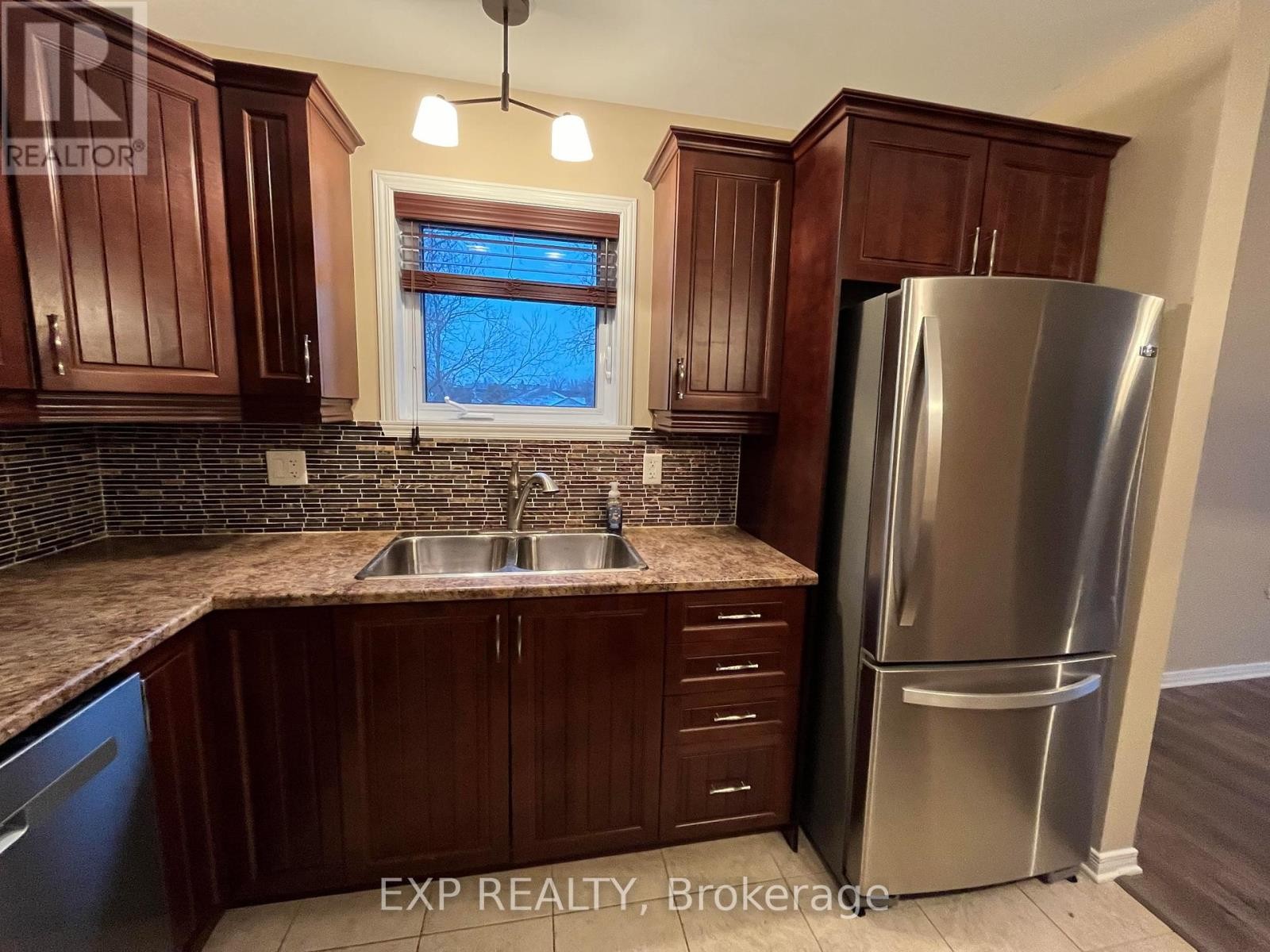 












509 - 205 ELIOT STREET

,
Clarence-Rockland,




Ontario
K4K0G4

