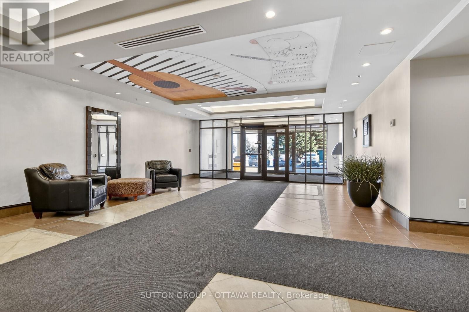 












507 - 314 CENTRAL PARK DRIVE

,
Ottawa,




Ontario
K2C0R2

