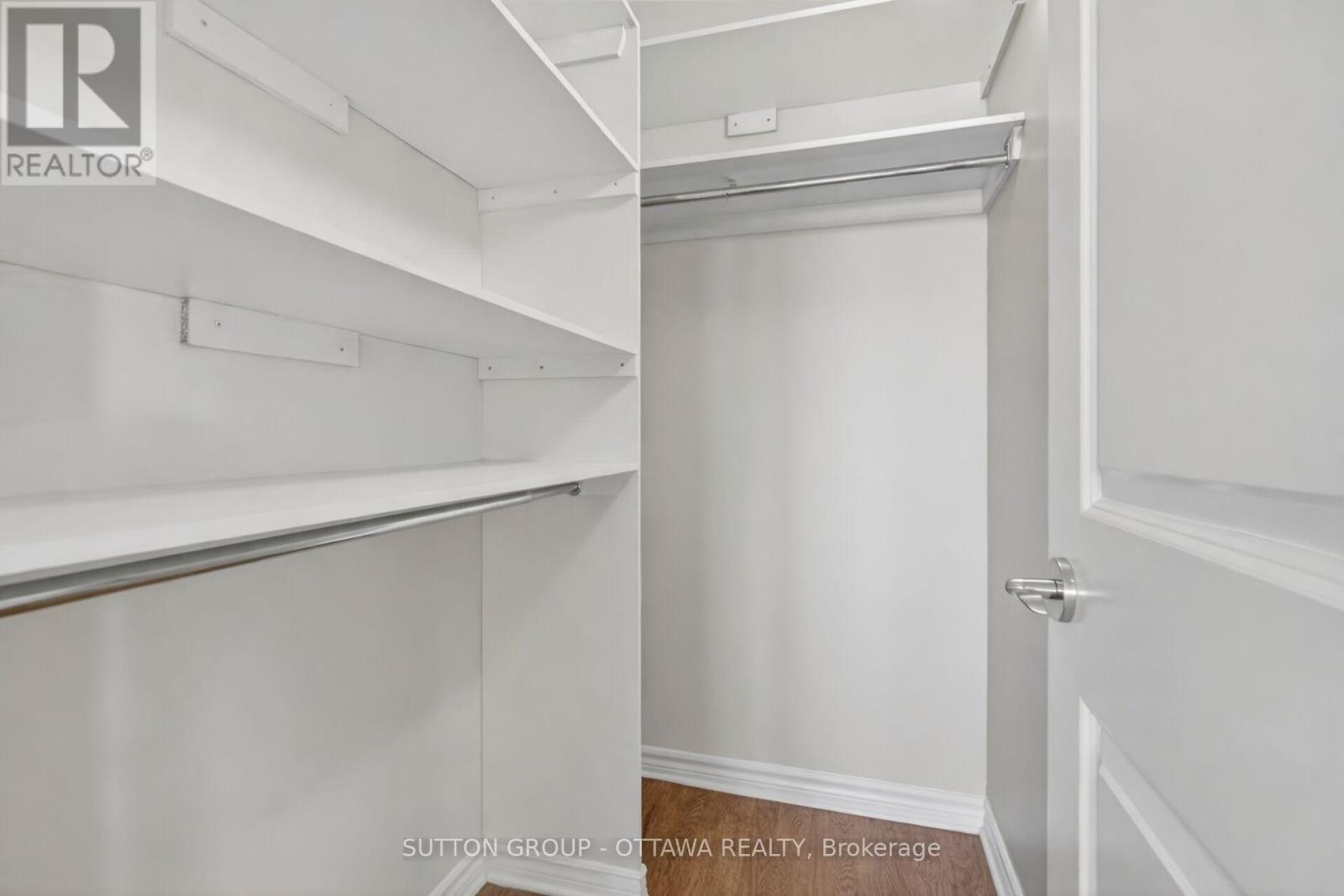 












507 - 314 CENTRAL PARK DRIVE

,
Ottawa,




Ontario
K2C0R2

