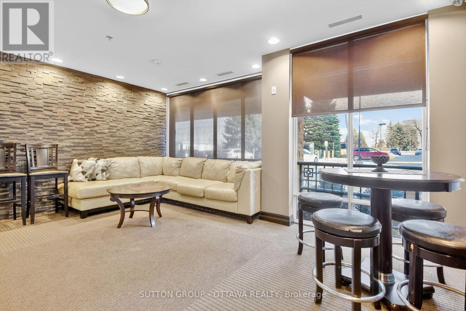 












507 - 314 CENTRAL PARK DRIVE

,
Ottawa,




Ontario
K2C0R2

