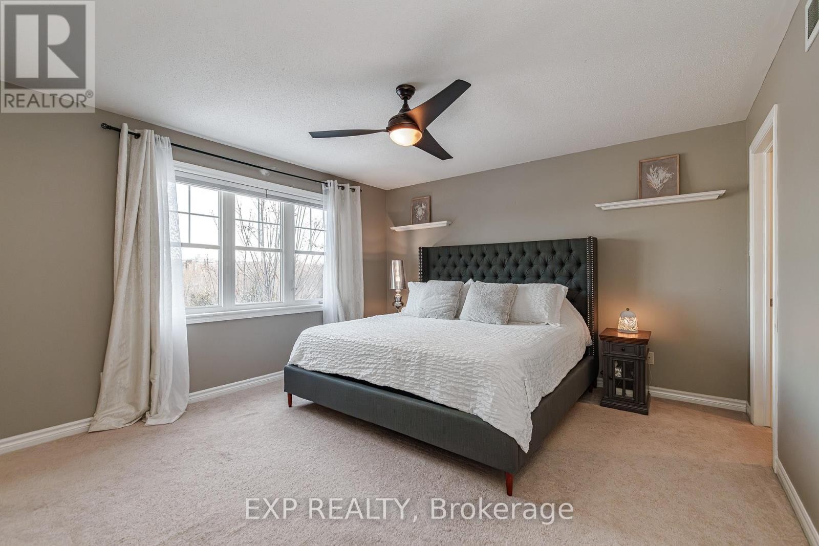 












601 ROSEHILL AVENUE

,
Ottawa,




Ontario
K2S0K3

