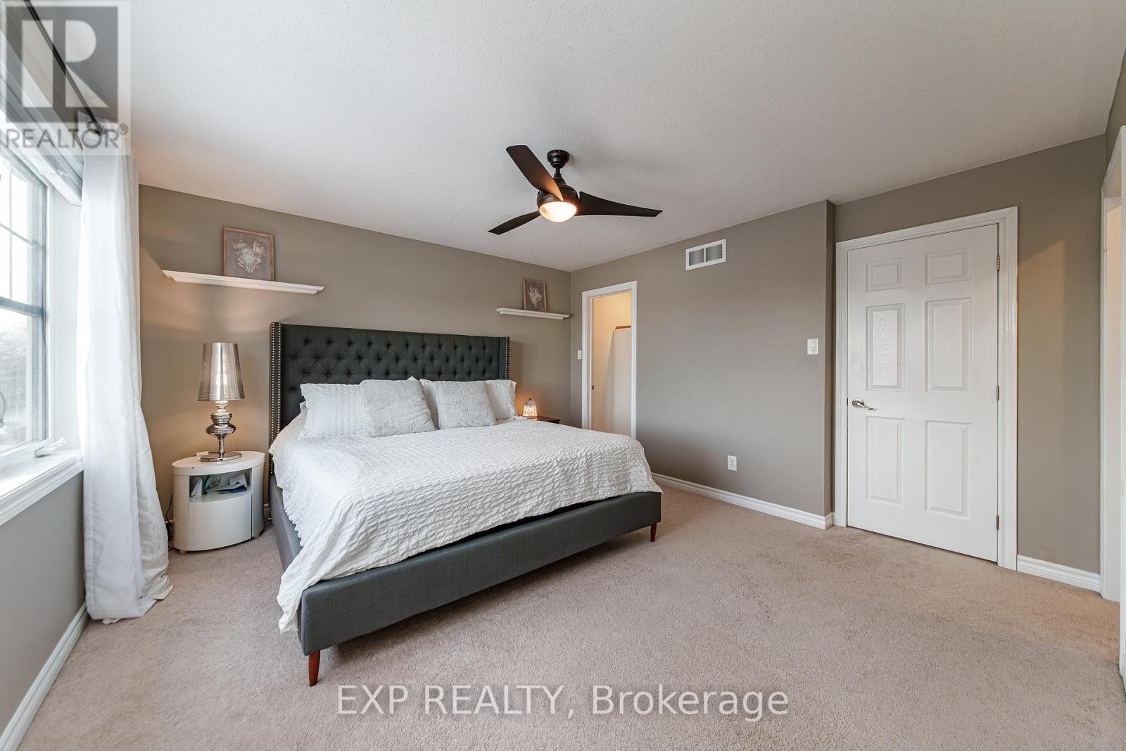 












601 ROSEHILL AVENUE

,
Ottawa,




Ontario
K2S0K3

