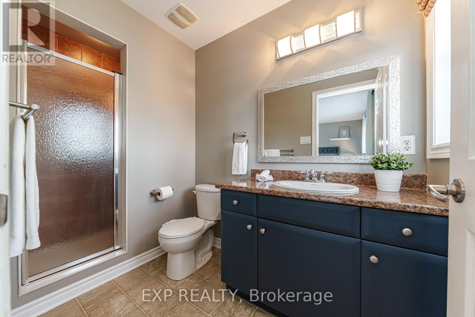 












601 ROSEHILL AVENUE

,
Ottawa,




Ontario
K2S0K3

