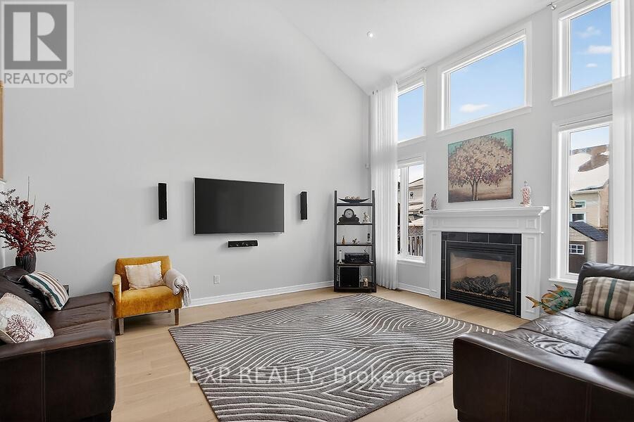 












4313 GOLDENEYE WAY

,
Ottawa,




Ontario
K1V2H2

