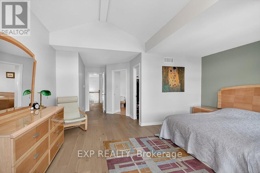 












4313 GOLDENEYE WAY

,
Ottawa,




Ontario
K1V2H2

