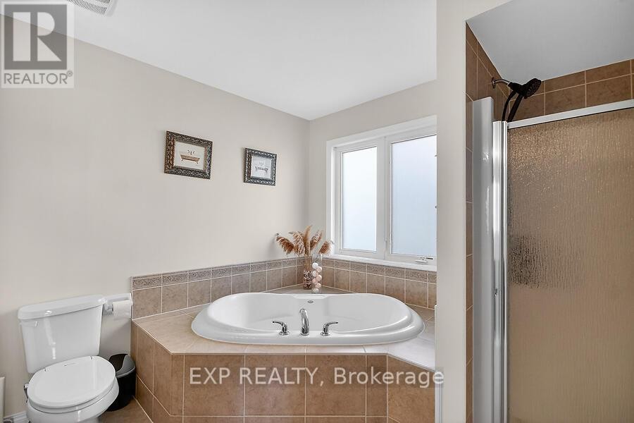 












4313 GOLDENEYE WAY

,
Ottawa,




Ontario
K1V2H2

