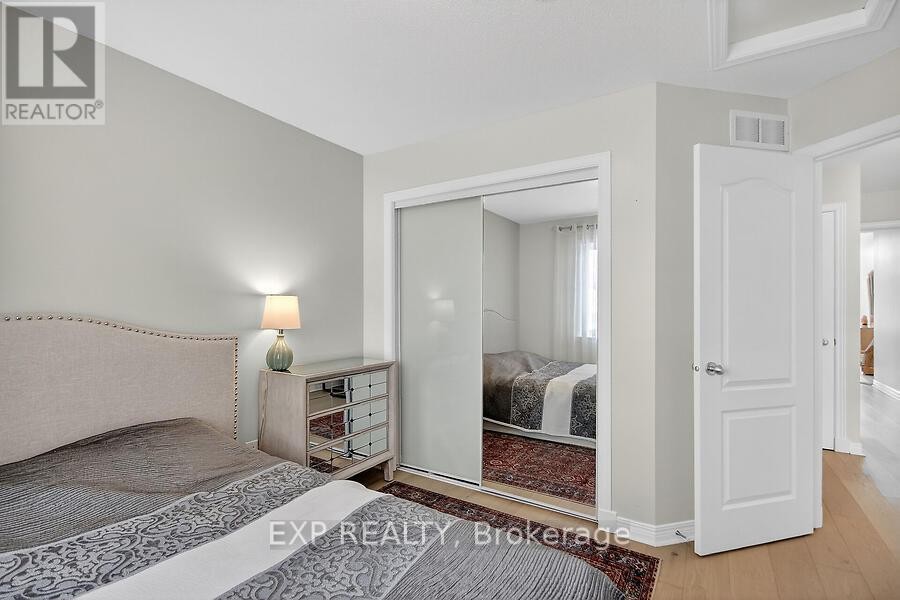 












4313 GOLDENEYE WAY

,
Ottawa,




Ontario
K1V2H2

