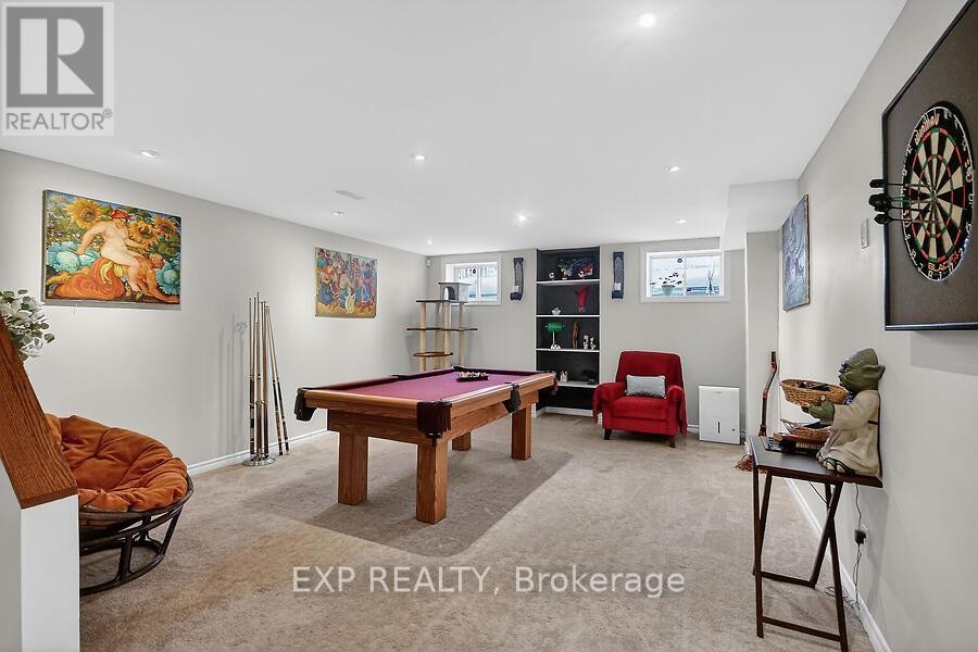 












4313 GOLDENEYE WAY

,
Ottawa,




Ontario
K1V2H2

