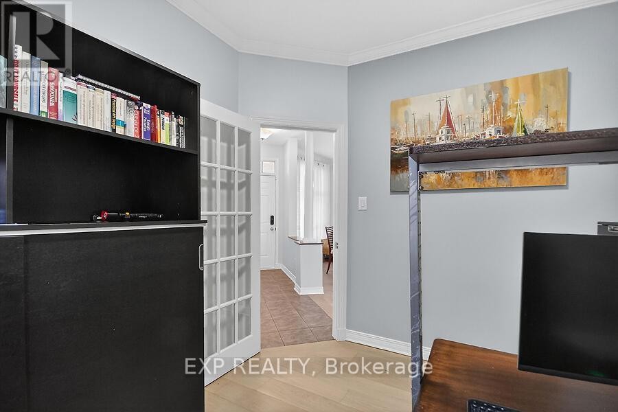 












4313 GOLDENEYE WAY

,
Ottawa,




Ontario
K1V2H2

