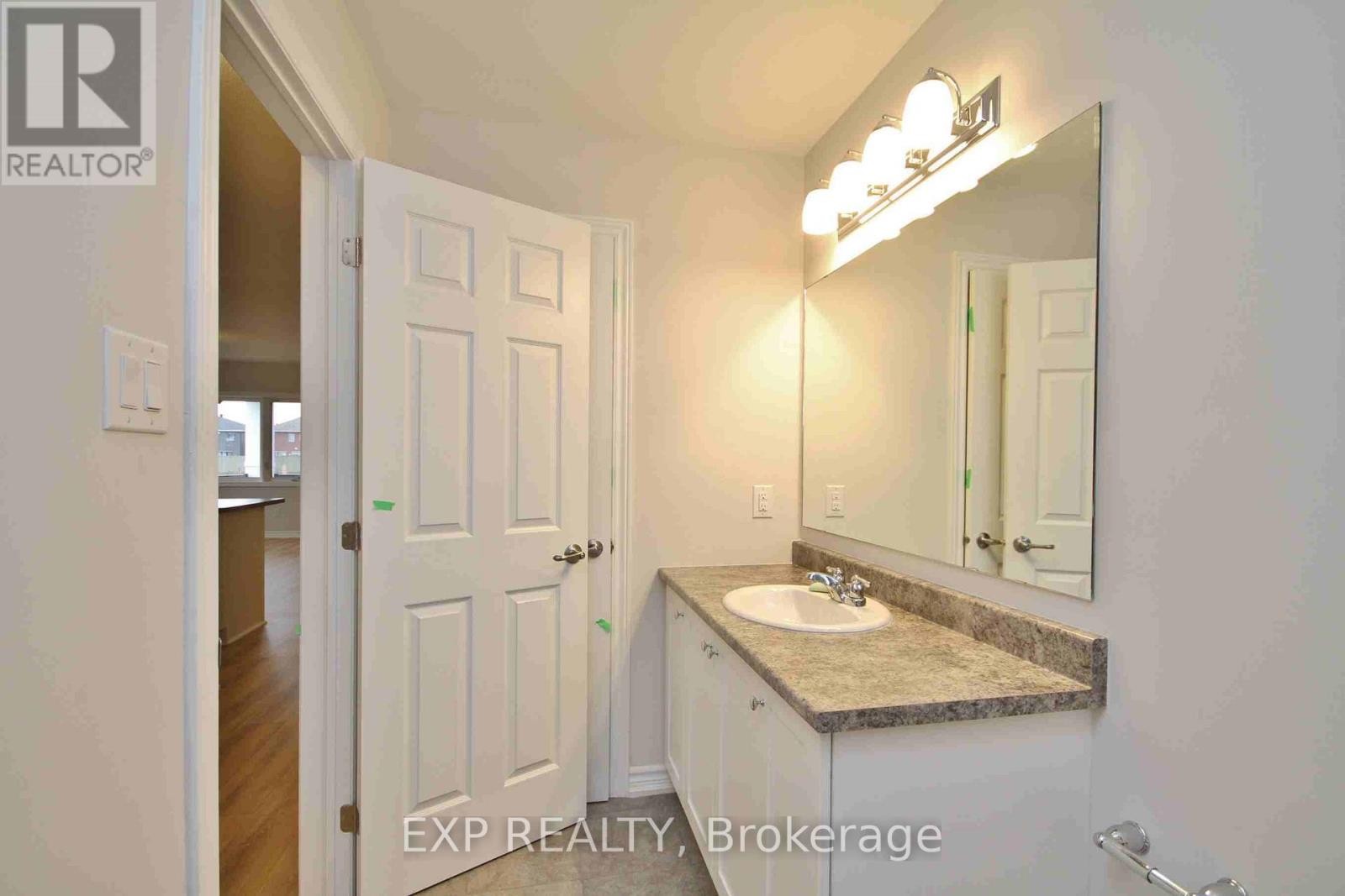 












294 ZENITH PRIVATE

,
Ottawa,




Ontario
K2J6N2

