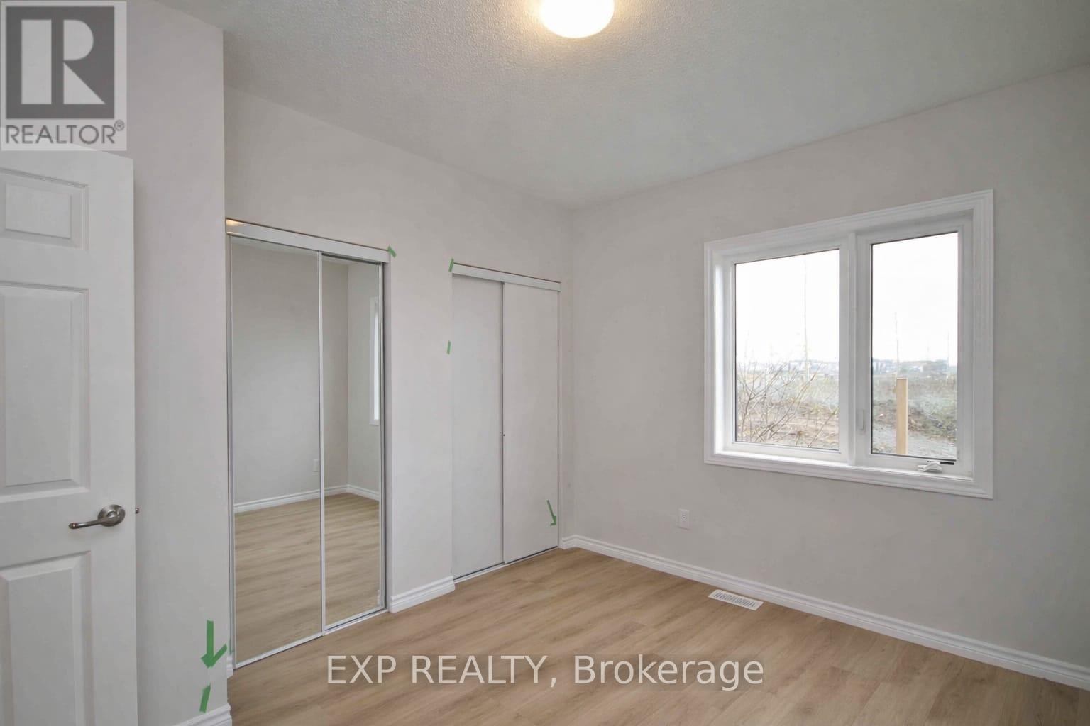 












294 ZENITH PRIVATE

,
Ottawa,




Ontario
K2J6N2

