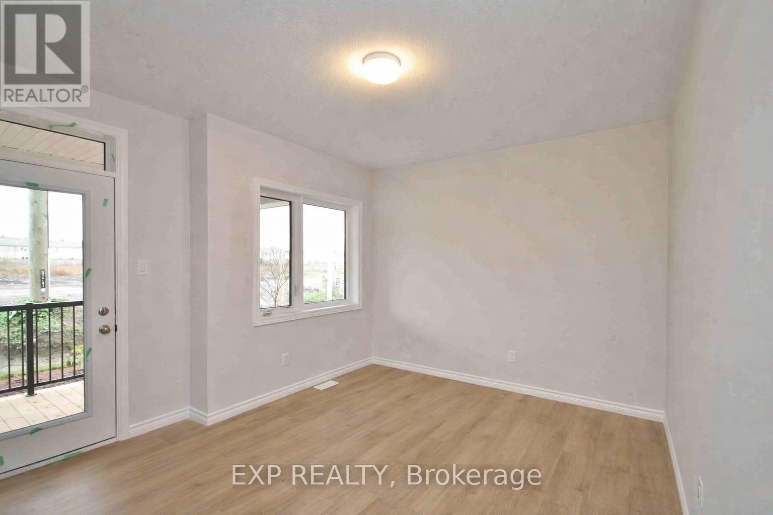 












294 ZENITH PRIVATE

,
Ottawa,




Ontario
K2J6N2

