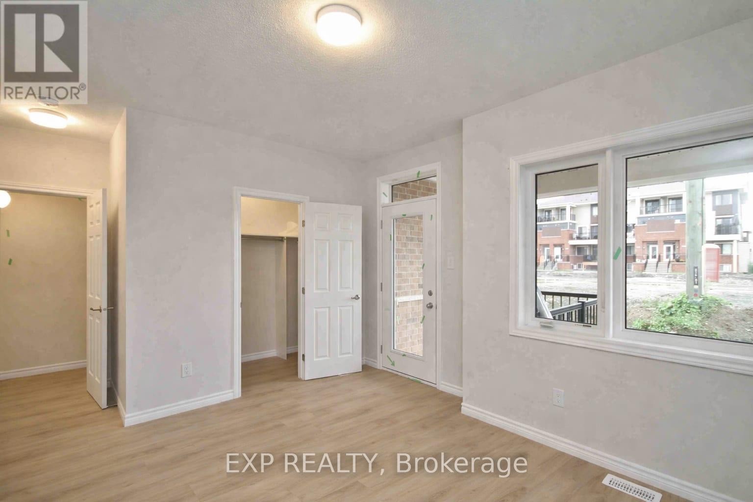 












294 ZENITH PRIVATE

,
Ottawa,




Ontario
K2J6N2

