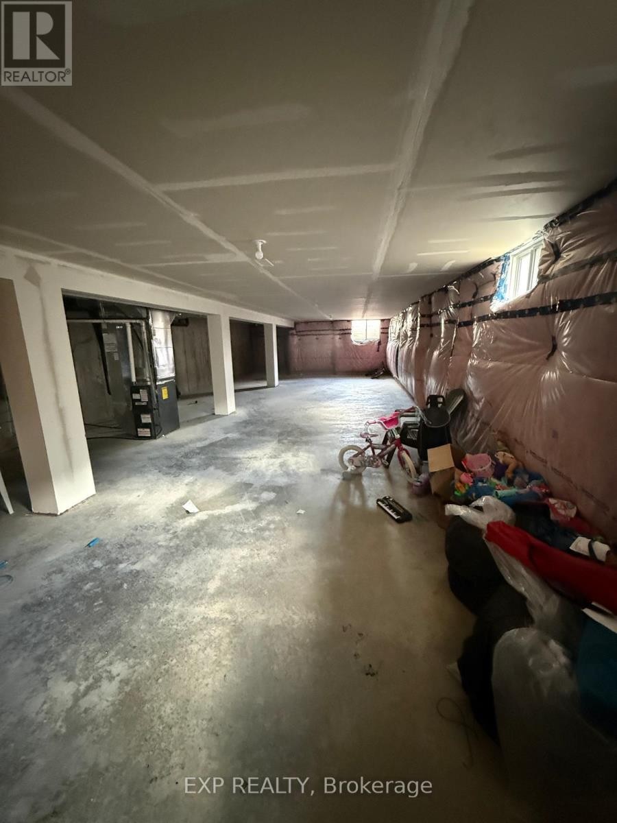 












294 ZENITH PRIVATE

,
Ottawa,




Ontario
K2J6N2

