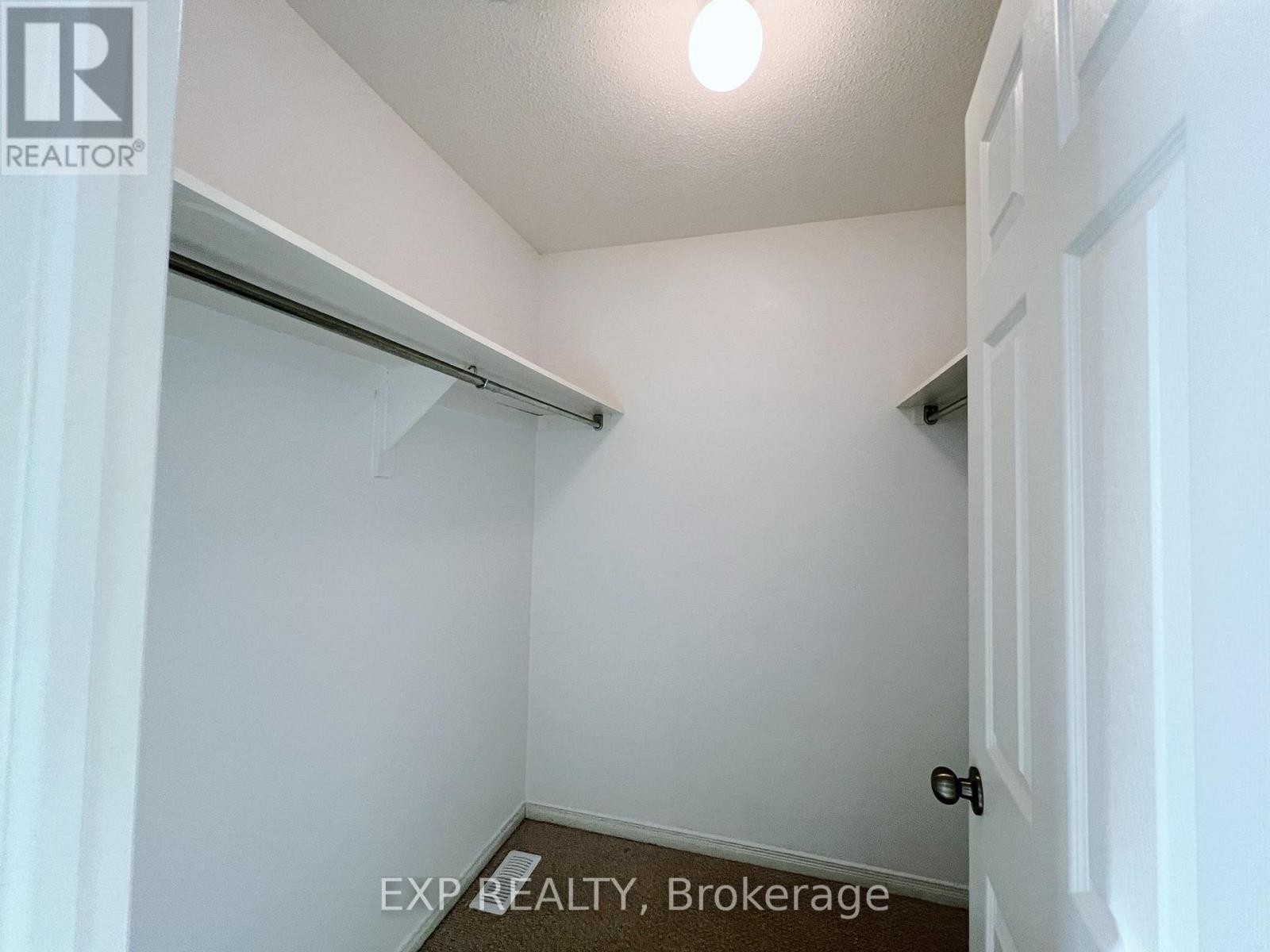 












375 ROLLING MEADOW CRESCENT

,
Ottawa,




Ontario
K1W0A9

