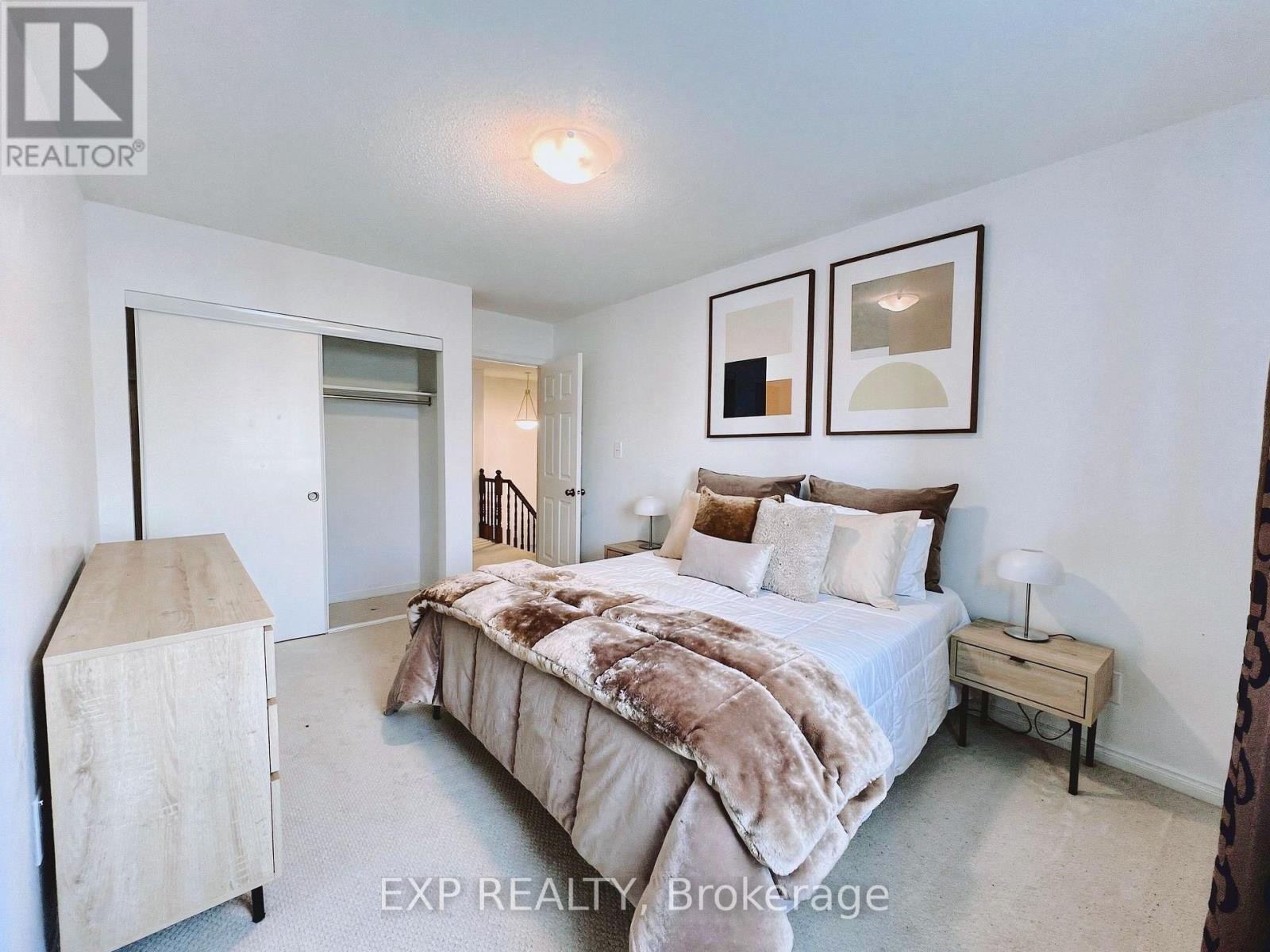 












375 ROLLING MEADOW CRESCENT

,
Ottawa,




Ontario
K1W0A9

