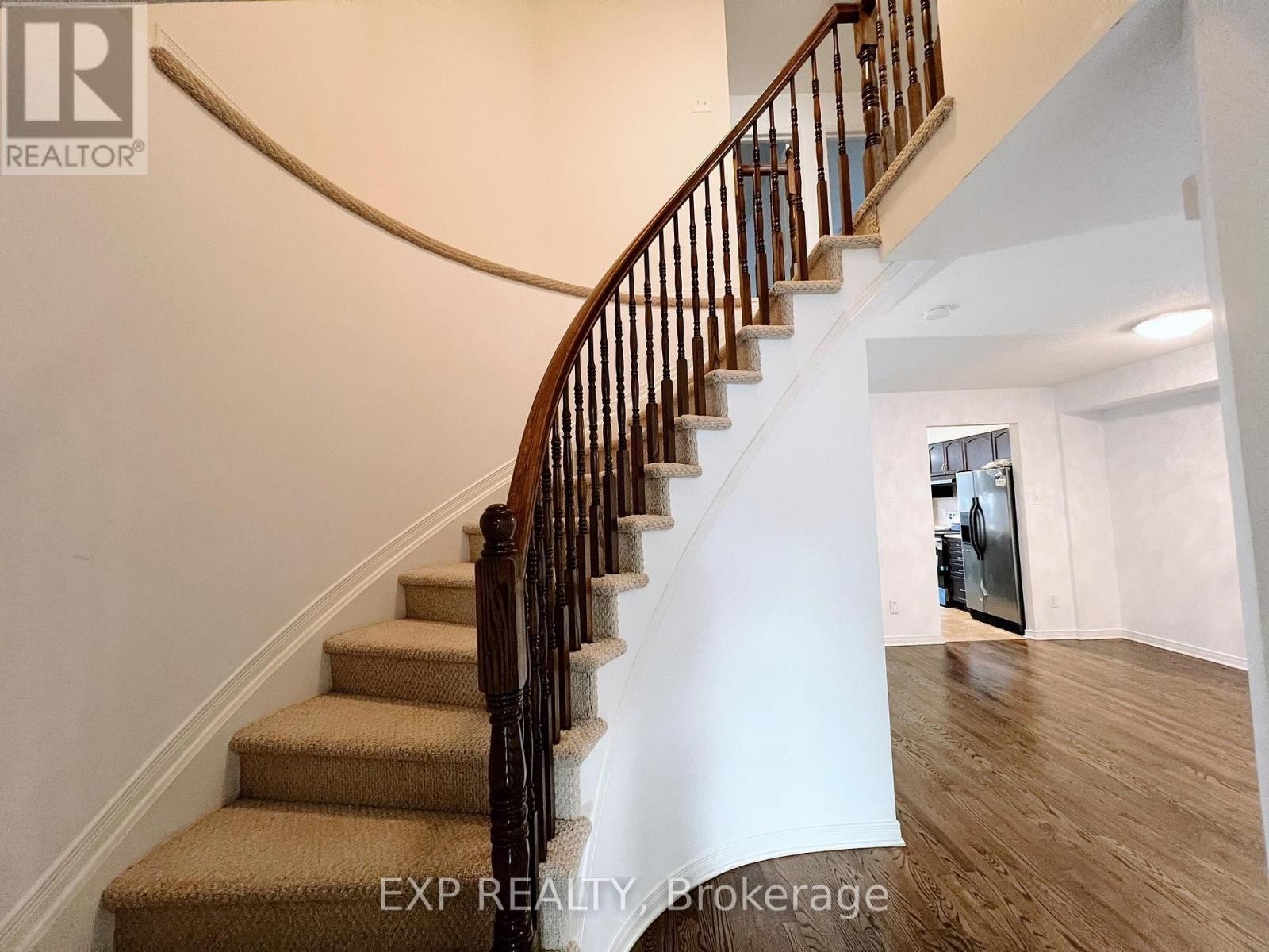 












375 ROLLING MEADOW CRESCENT

,
Ottawa,




Ontario
K1W0A9

