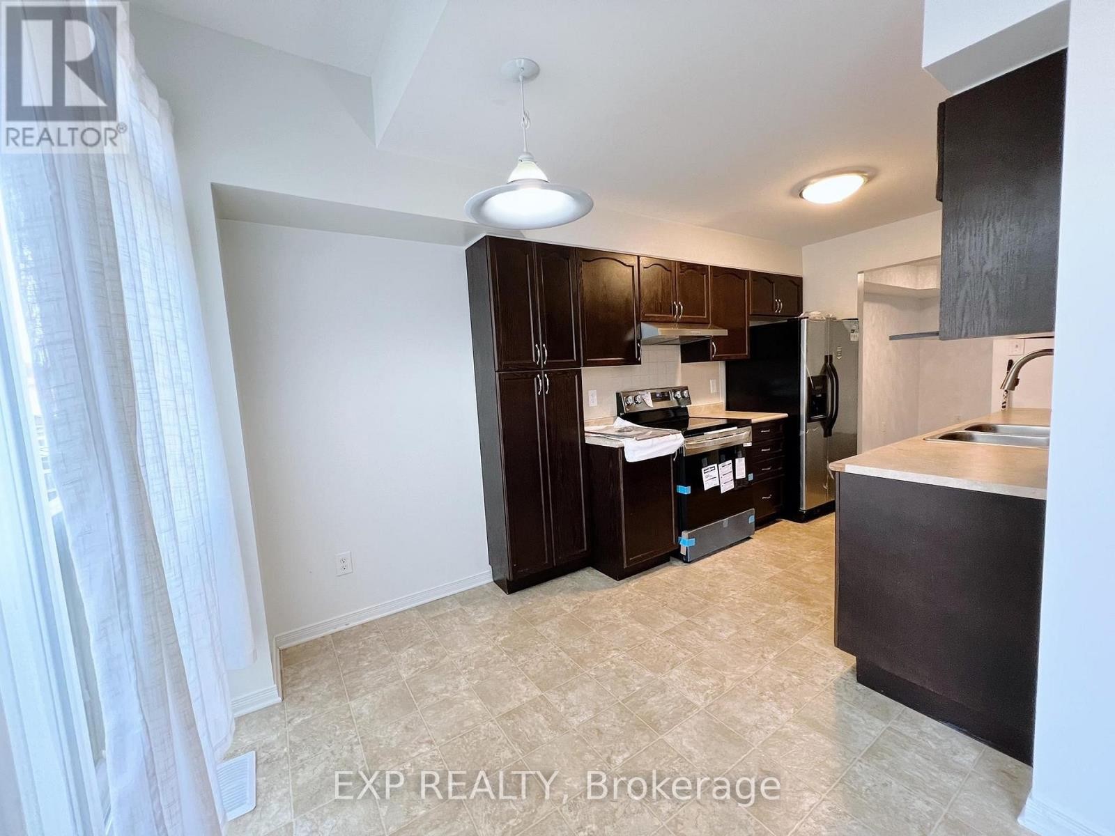 












375 ROLLING MEADOW CRESCENT

,
Ottawa,




Ontario
K1W0A9

