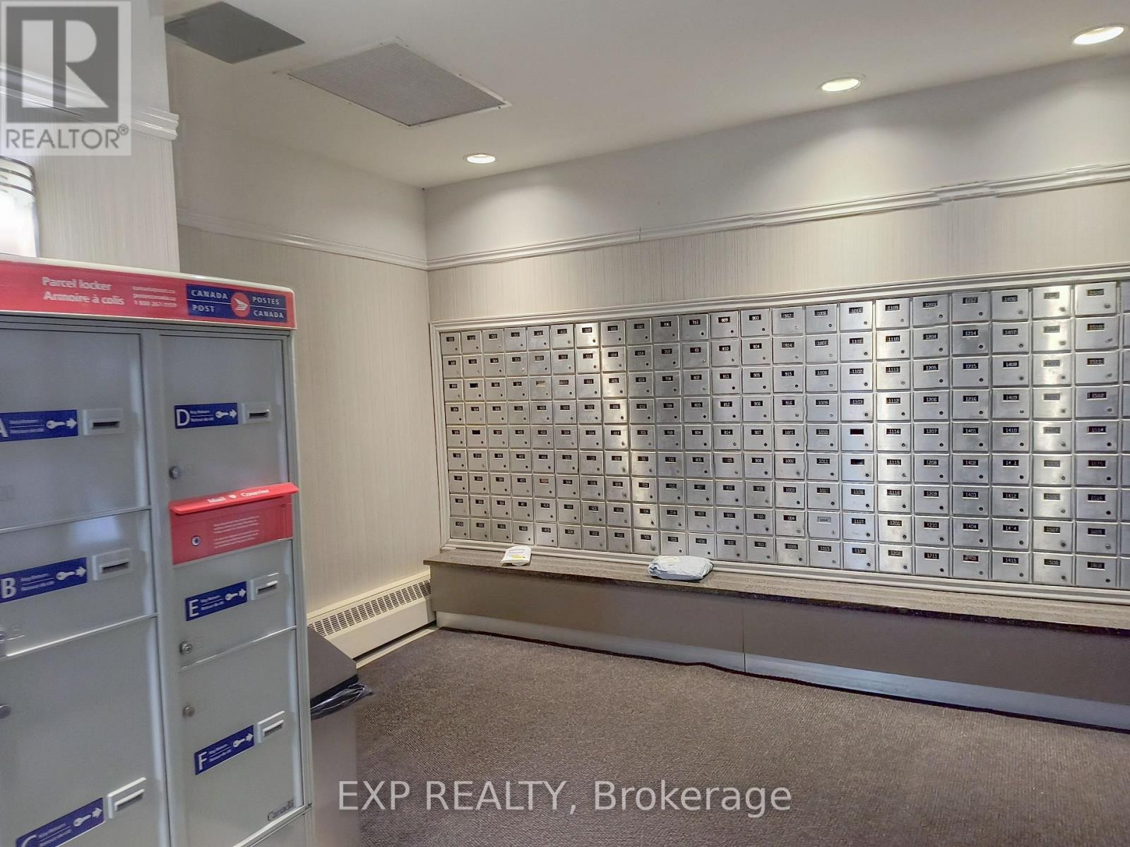 












101 - 981 GULF PLACE

,
Ottawa,




Ontario
K1K3X9

