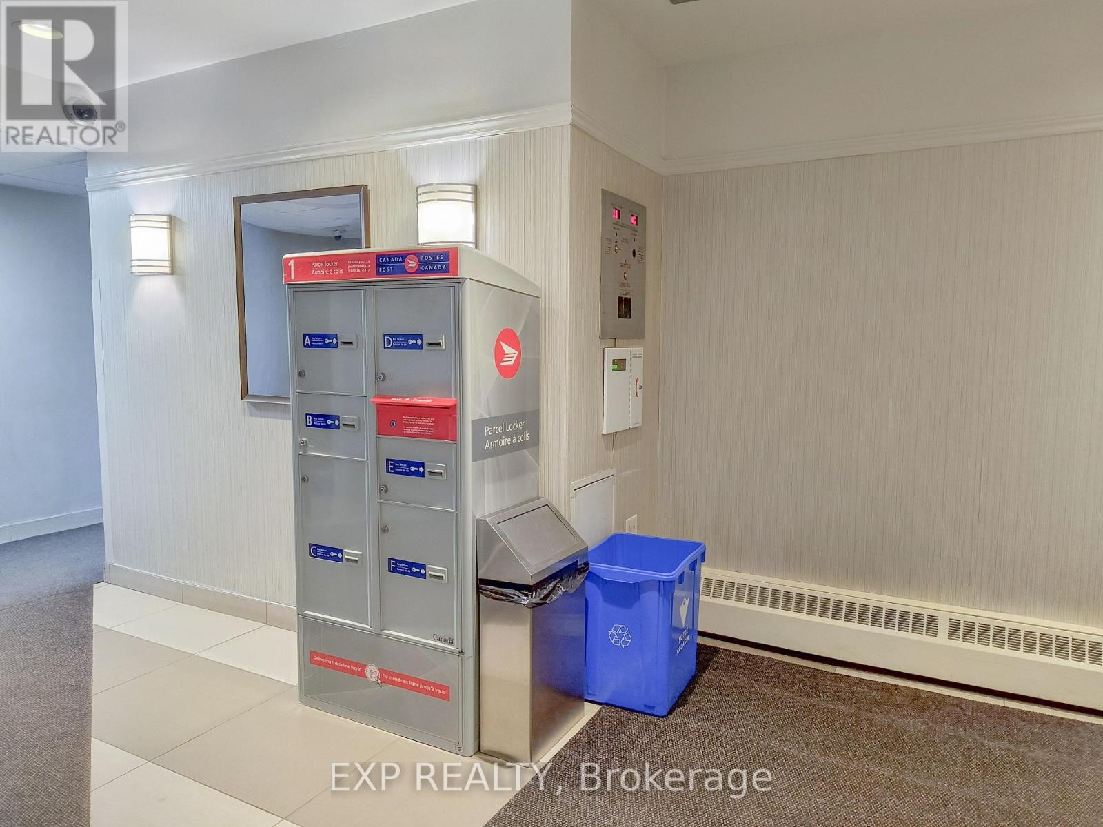 












101 - 981 GULF PLACE

,
Ottawa,




Ontario
K1K3X9

