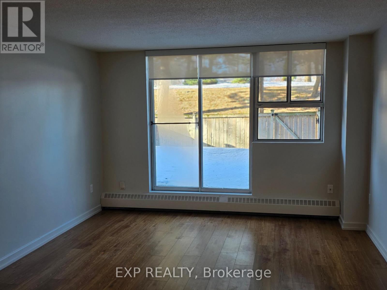 












101 - 981 GULF PLACE

,
Ottawa,




Ontario
K1K3X9

