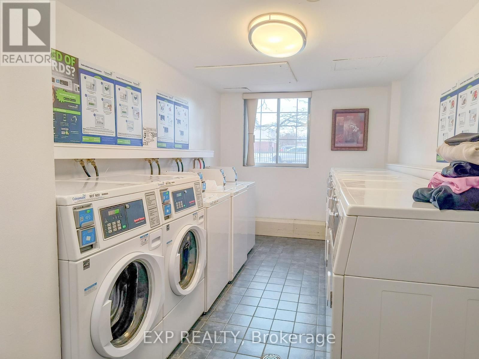 












101 - 981 GULF PLACE

,
Ottawa,




Ontario
K1K3X9

