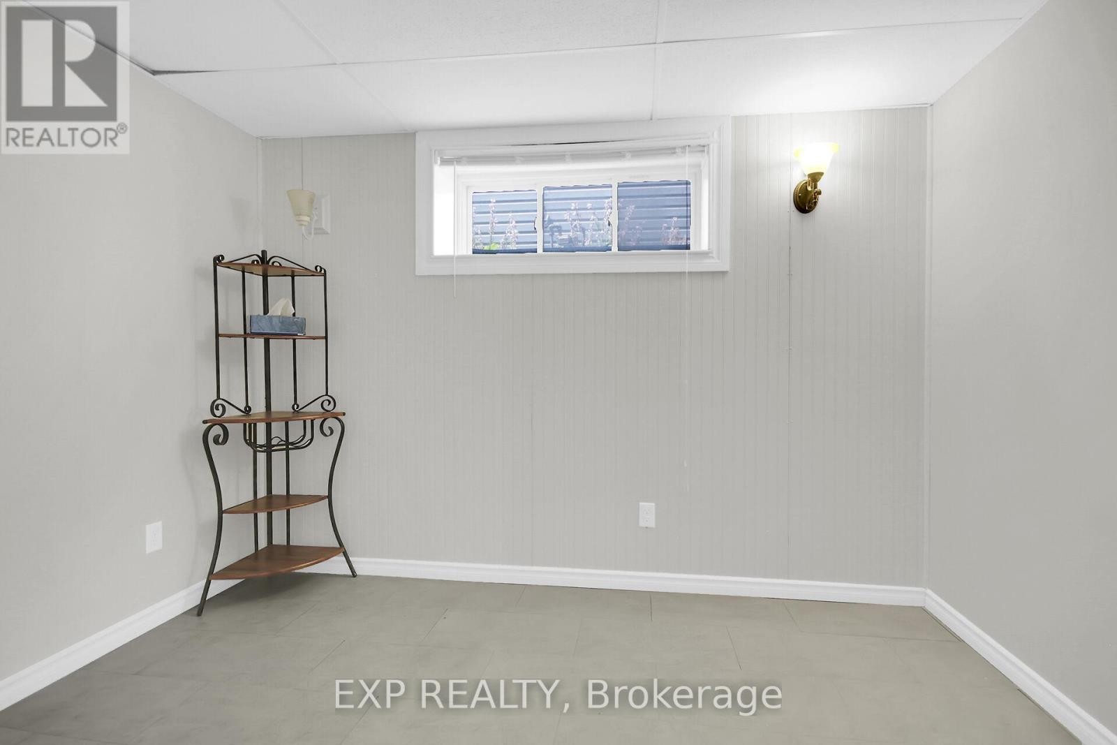 












141 SADLER DRIVE

,
Mississippi Mills,




Ontario
K0A1A0

