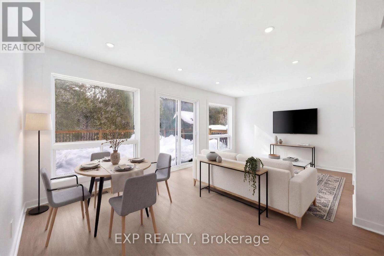 












74 SHEARER CRESCENT

,
Ottawa,




Ontario
K2L3N1

