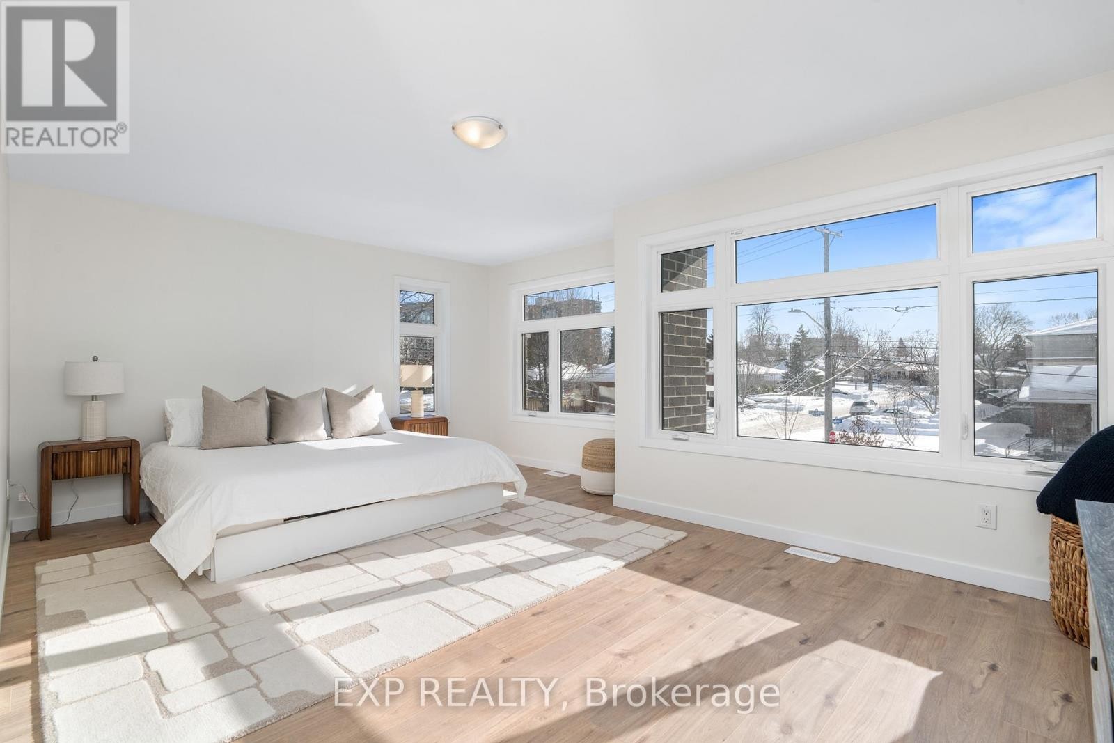 












503 COTE STREET

,
Ottawa,




Ontario
K1K0Z8

