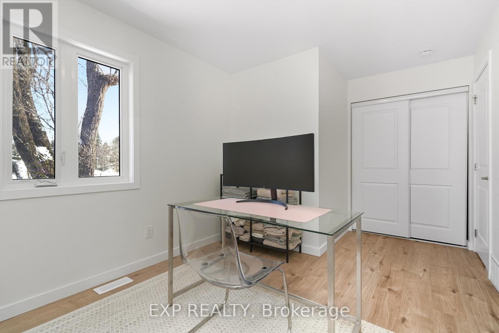 












503 COTE STREET

,
Ottawa,




Ontario
K1K0Z8

