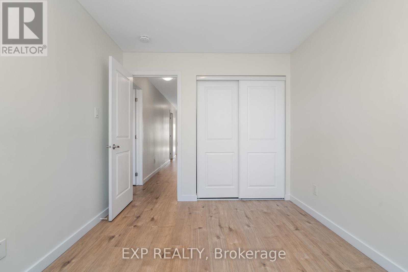 












503 COTE STREET

,
Ottawa,




Ontario
K1K0Z8

