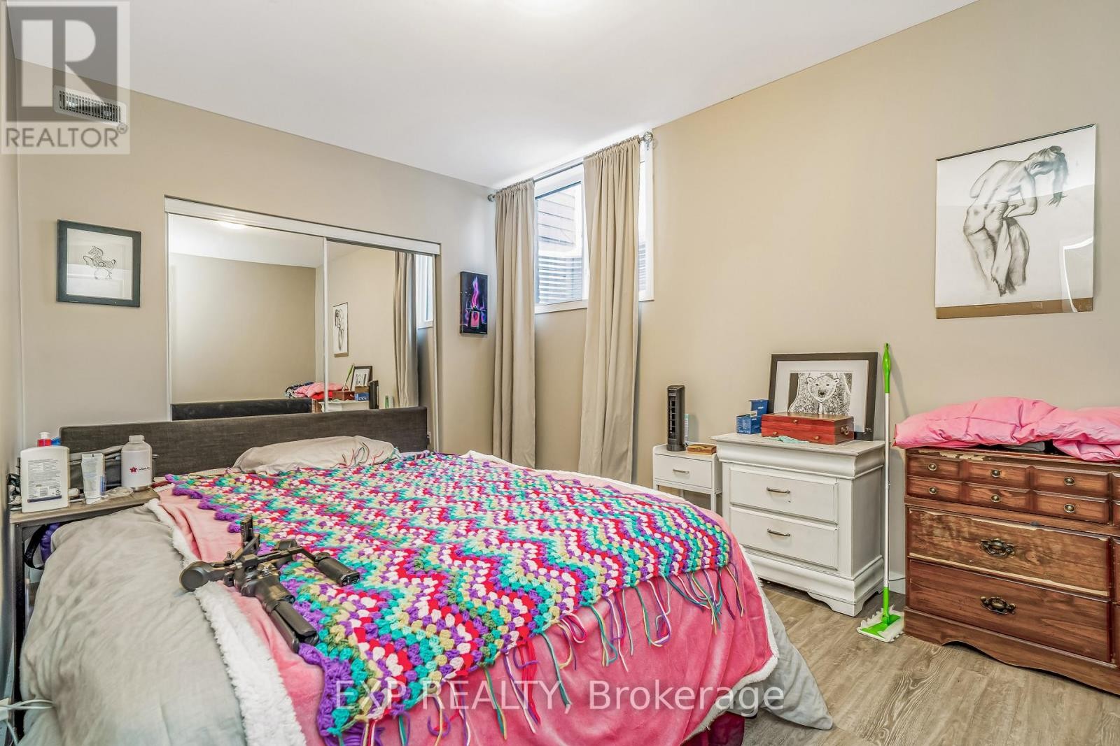 












503 COTE STREET

,
Ottawa,




Ontario
K1K0Z8

