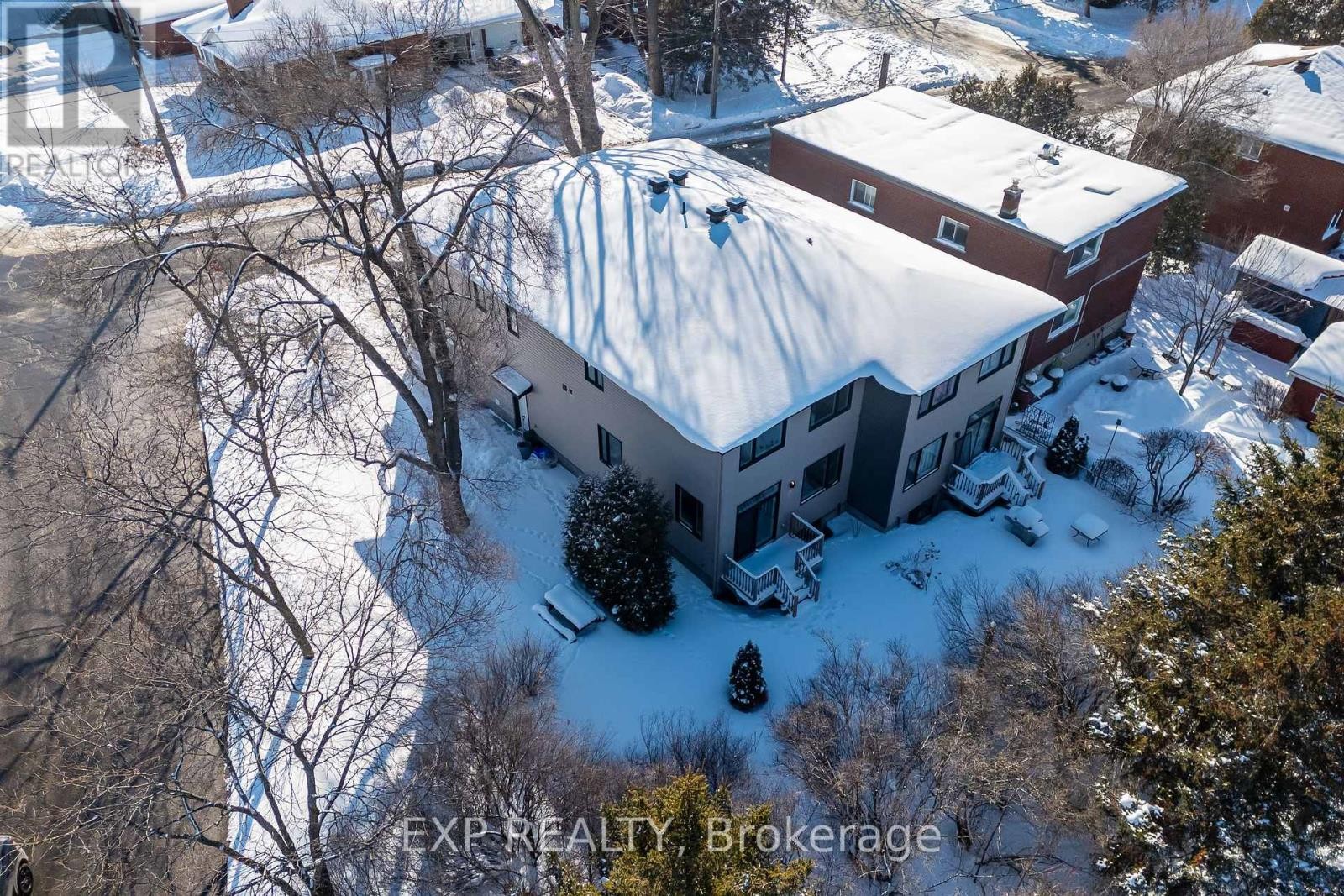 












503 COTE STREET

,
Ottawa,




Ontario
K1K0Z8

