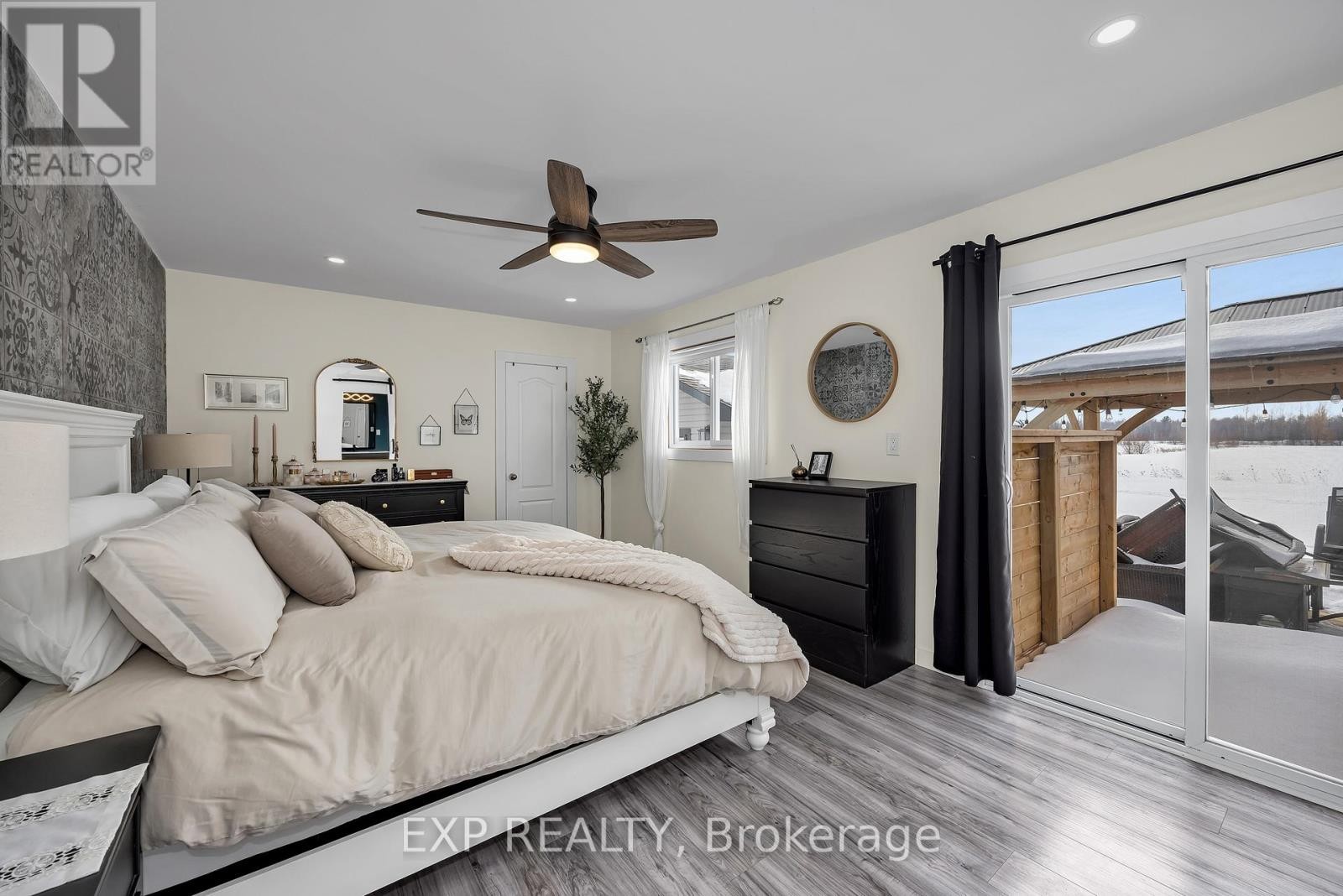 












4914 FARMERS WAY

,
Ottawa,




Ontario
K0A1K0

