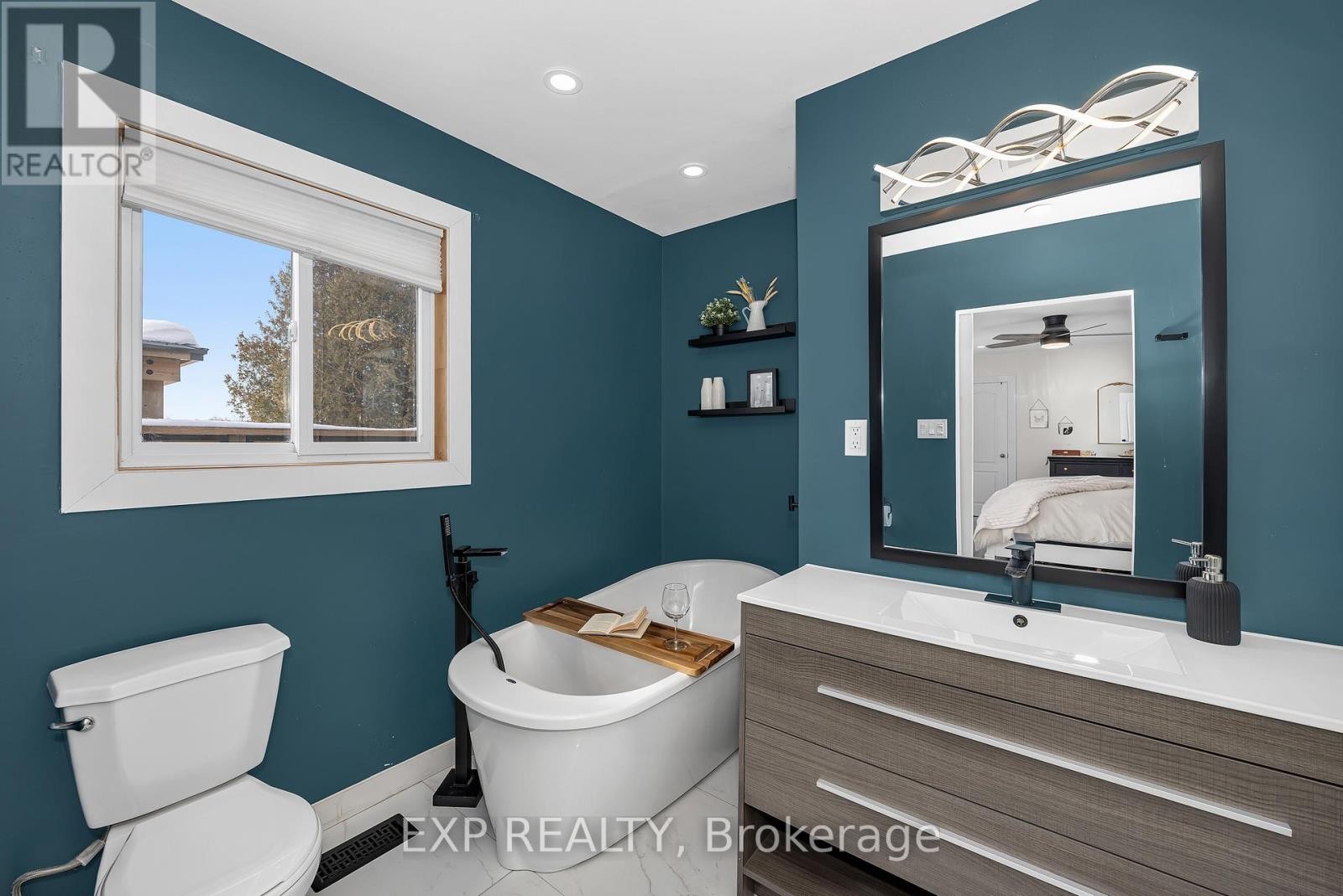 












4914 FARMERS WAY

,
Ottawa,




Ontario
K0A1K0

