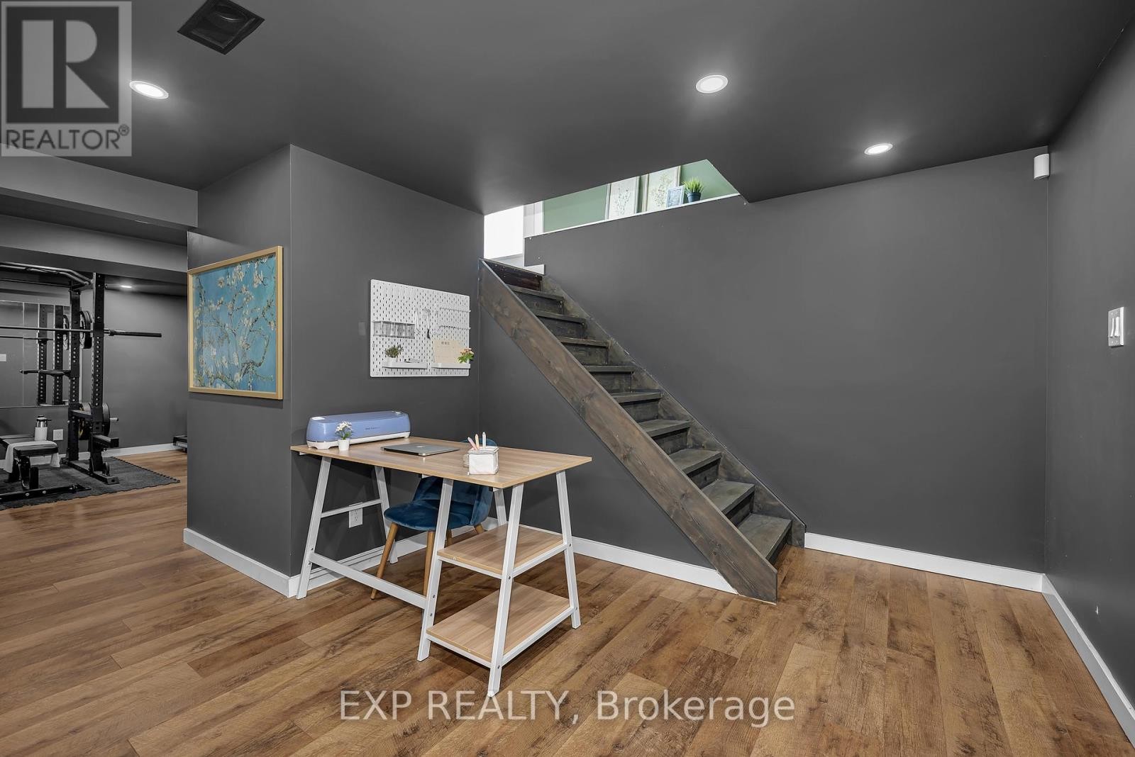 












4914 FARMERS WAY

,
Ottawa,




Ontario
K0A1K0

