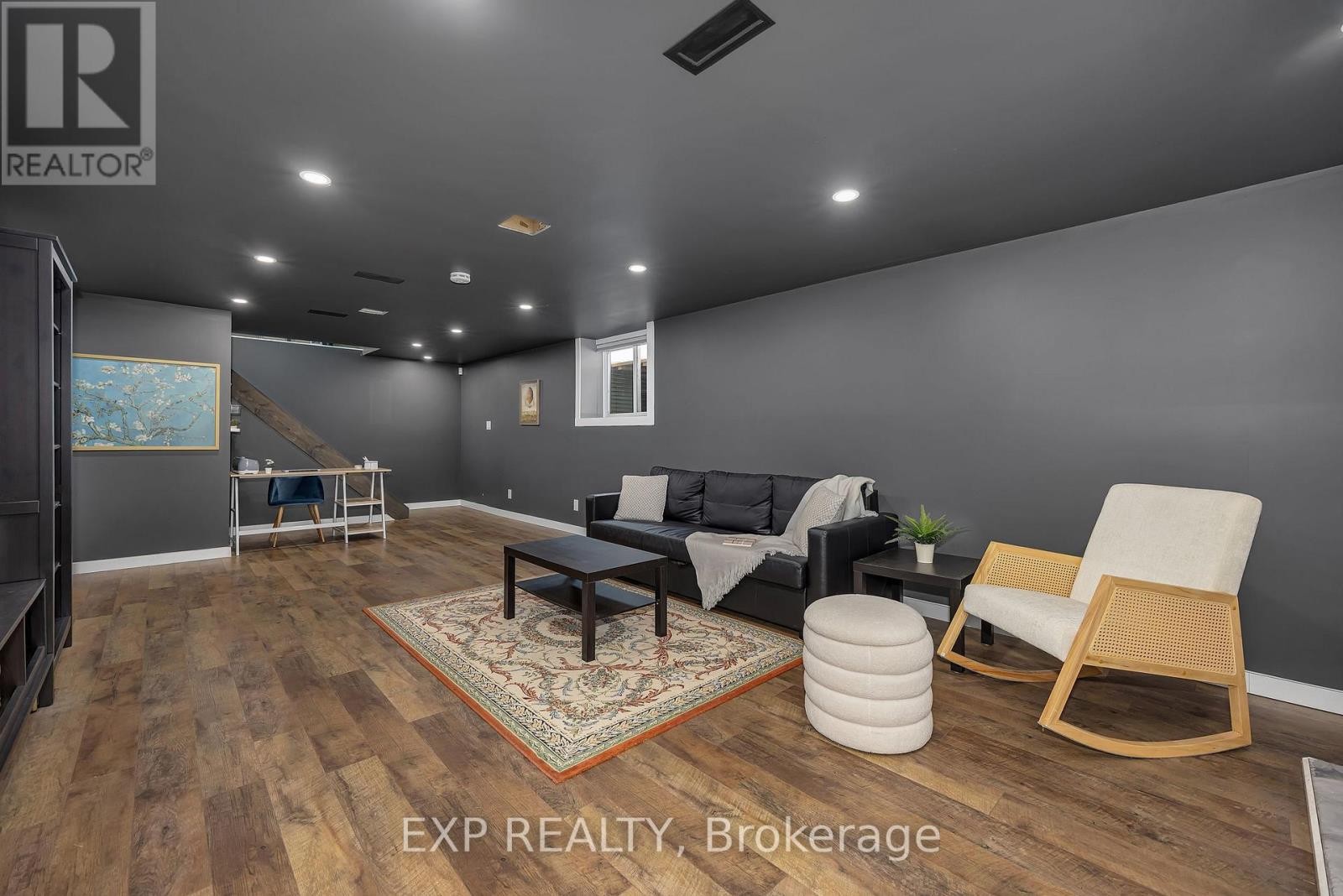 












4914 FARMERS WAY

,
Ottawa,




Ontario
K0A1K0

