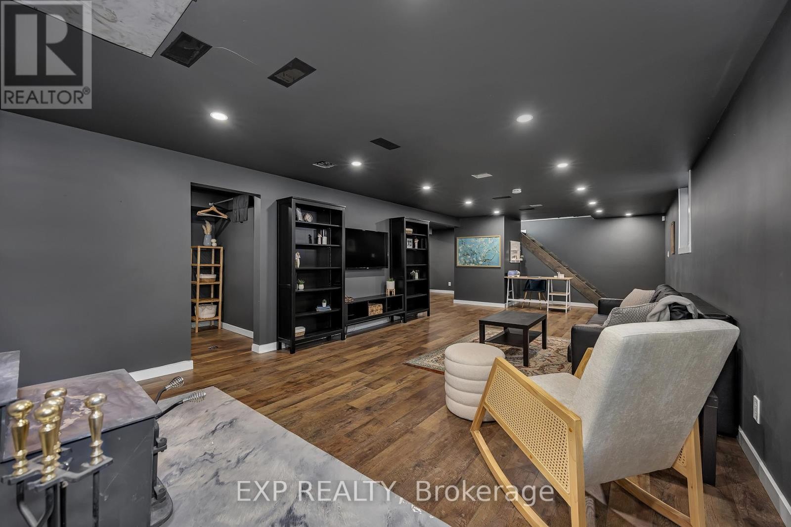 












4914 FARMERS WAY

,
Ottawa,




Ontario
K0A1K0

