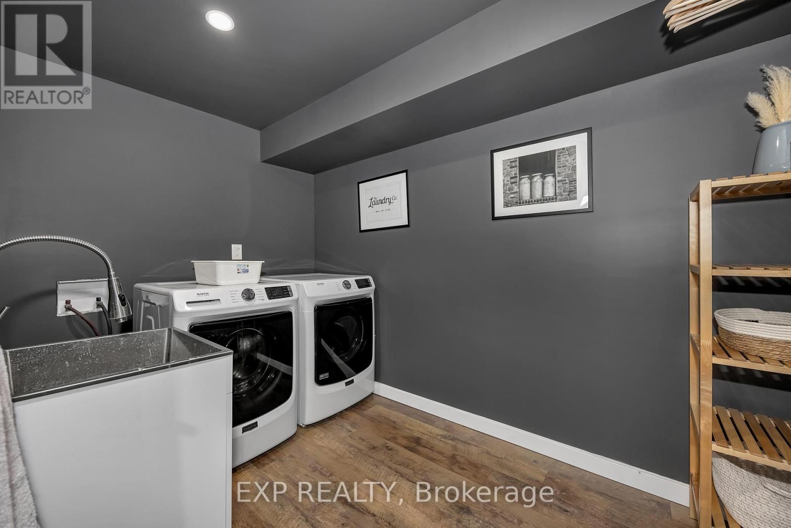 












4914 FARMERS WAY

,
Ottawa,




Ontario
K0A1K0

