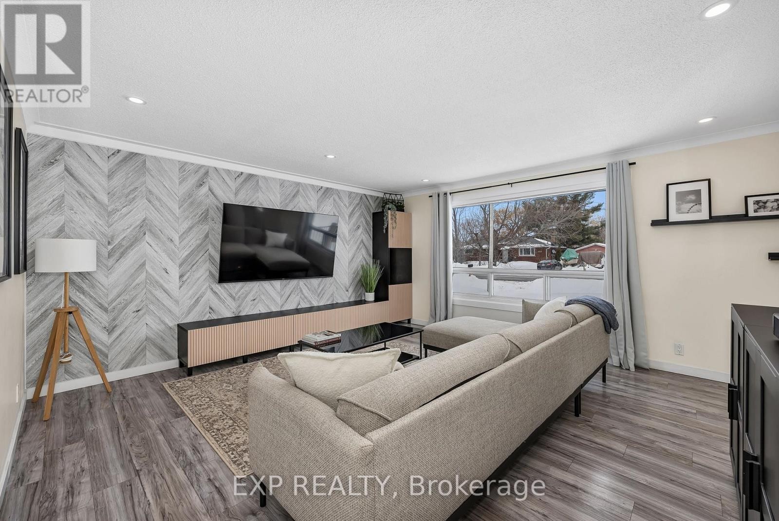 












4914 FARMERS WAY

,
Ottawa,




Ontario
K0A1K0

