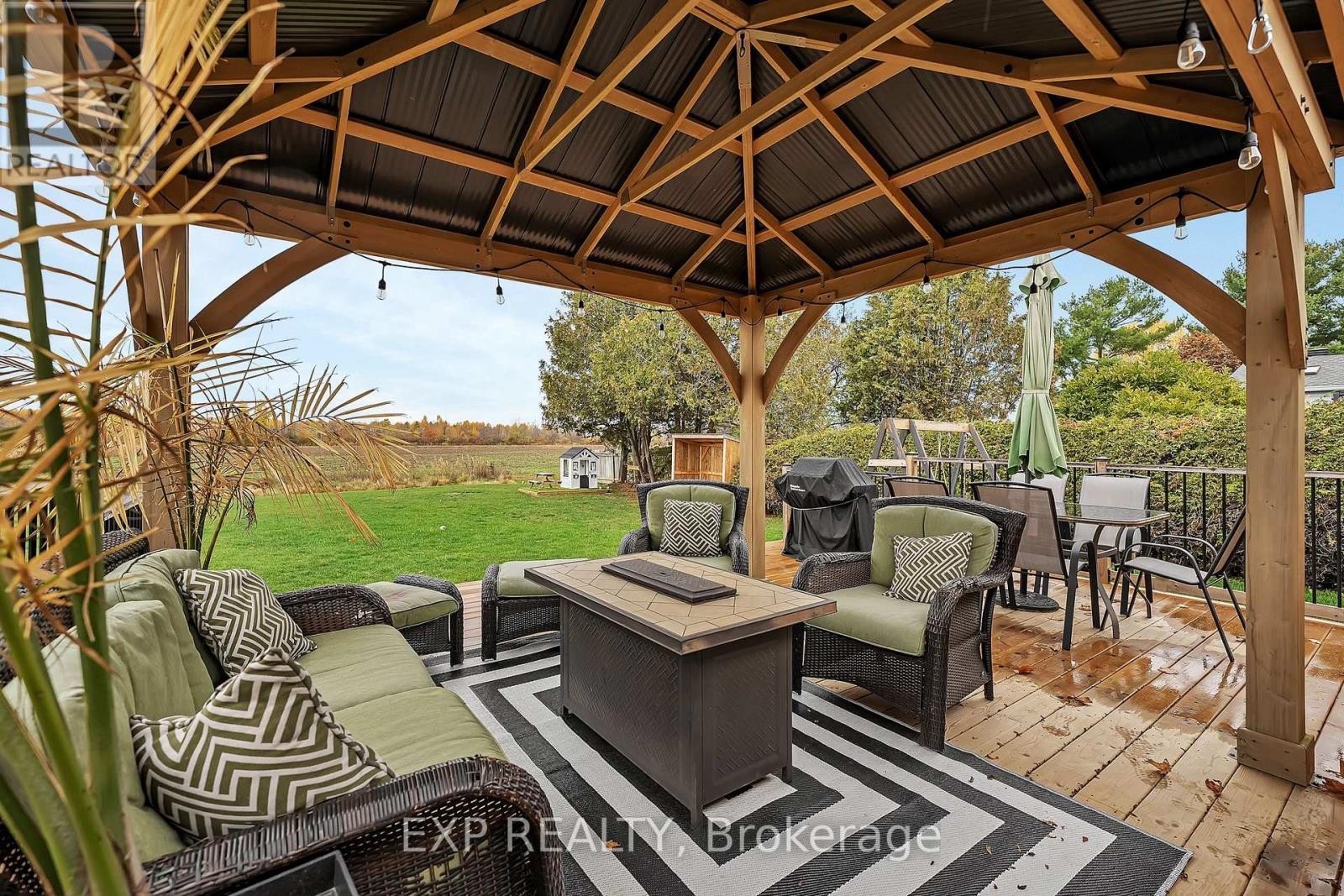 












4914 FARMERS WAY

,
Ottawa,




Ontario
K0A1K0

