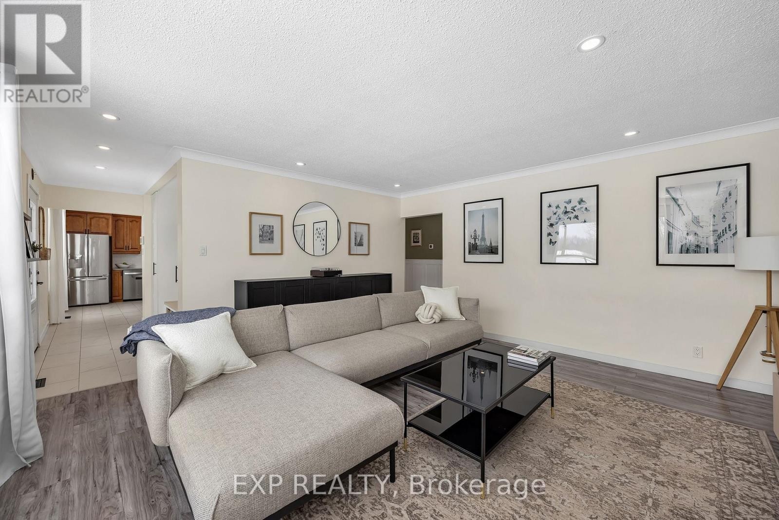 












4914 FARMERS WAY

,
Ottawa,




Ontario
K0A1K0

