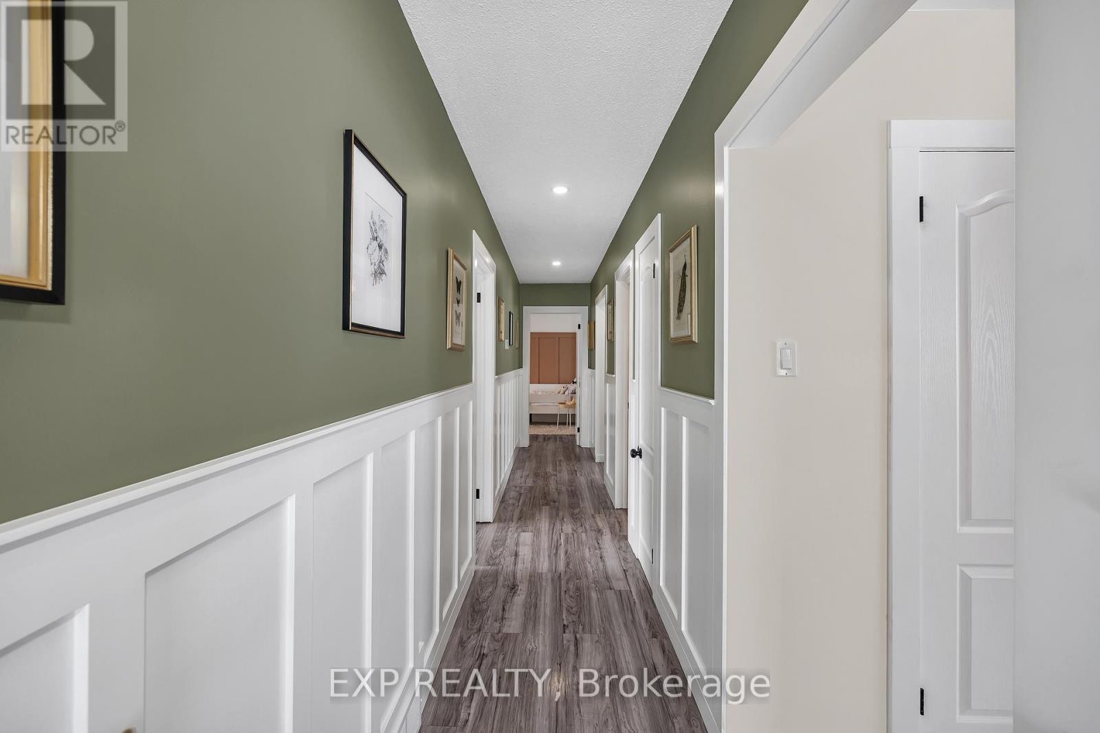 












4914 FARMERS WAY

,
Ottawa,




Ontario
K0A1K0

