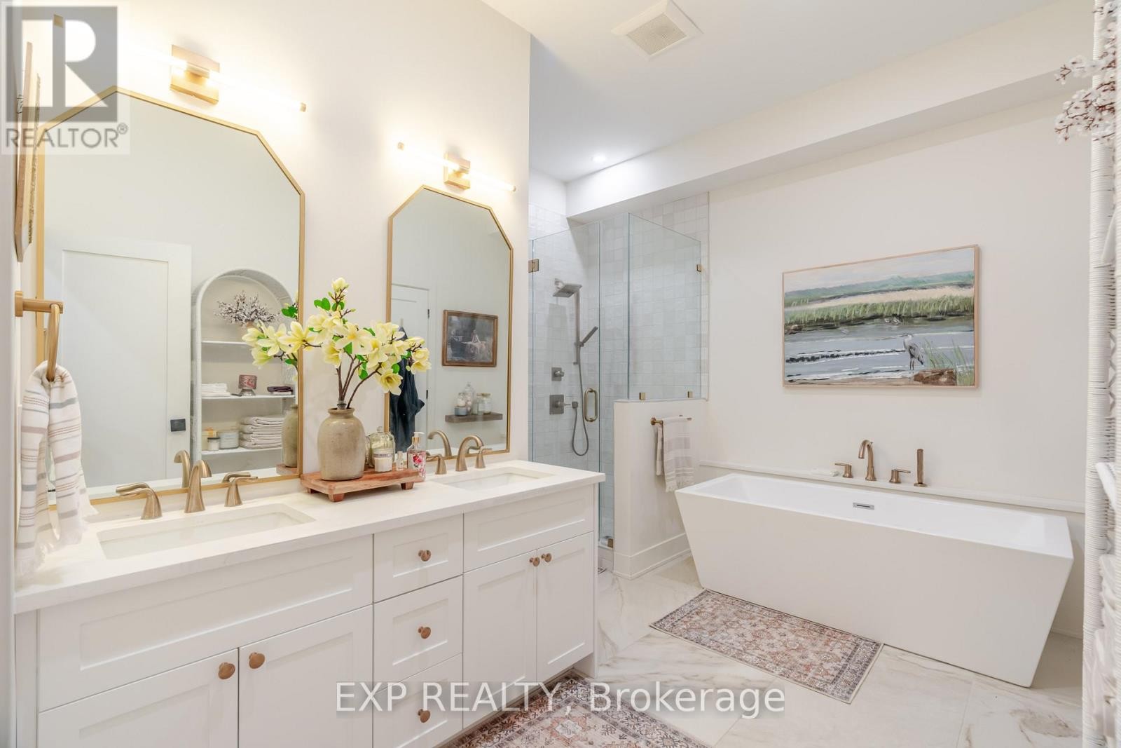 












12 VIEWMOUNT DRIVE

,
Ottawa,




Ontario
K2G1R5

