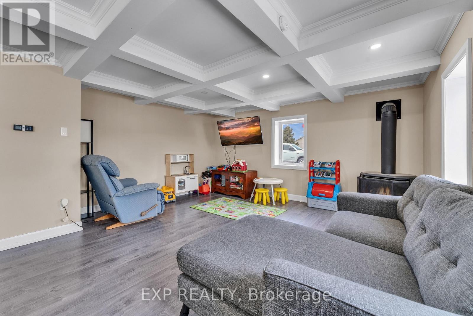 












1526 LANDRY STREET

,
Clarence-Rockland,




Ontario
K0A1N0

